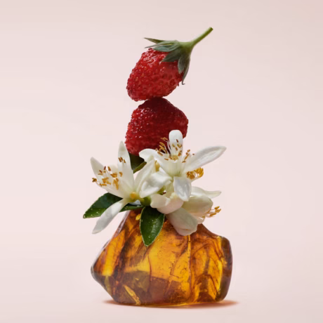 Burberry Her Intense с матов розов дизайн и модерна визия