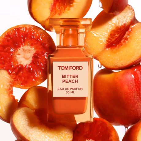 Tom Ford Bitter Peach с емблематичен оранжев флакон и премиум визия