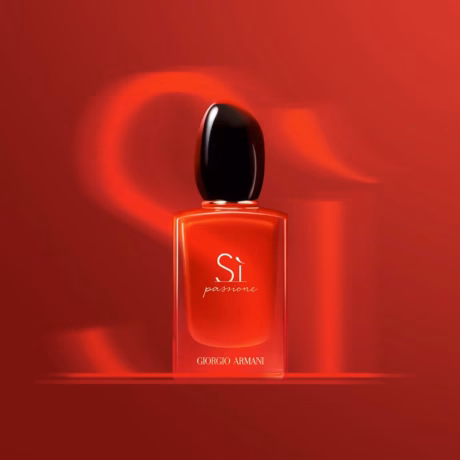Armani Sì Passione Intense ароматна пирамида с круша, жасмин и ванилия