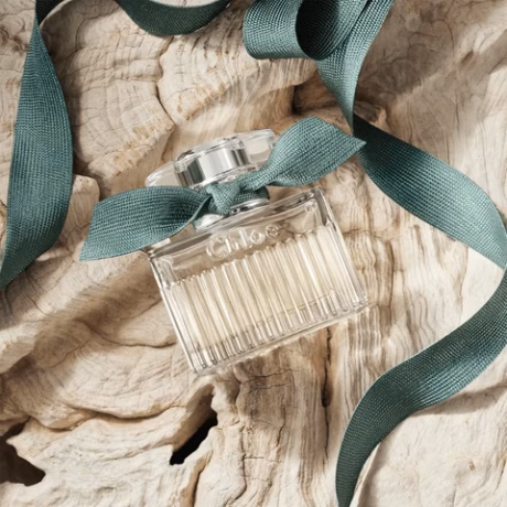 Chloé Naturelle Eau de Parfum – естествен флорален аромат с роза и цитрусови нотки
