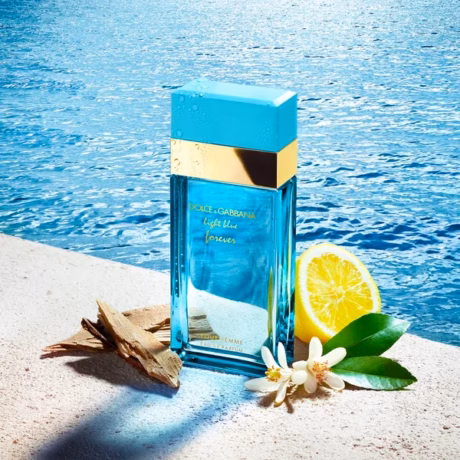 Dolce&Gabbana Light Blue Forever Woman – ароматна пирамида с портокалов цвят, мускус и кедър