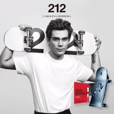 Подаръчен комплект Carolina Herrera 212 Men Heroes Forever Young за мъже с модерен свеж аромат